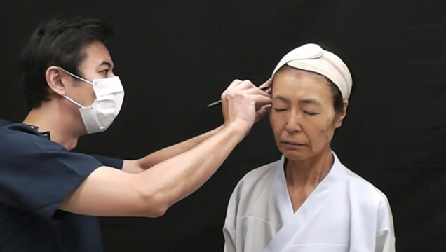 動画出演モニター