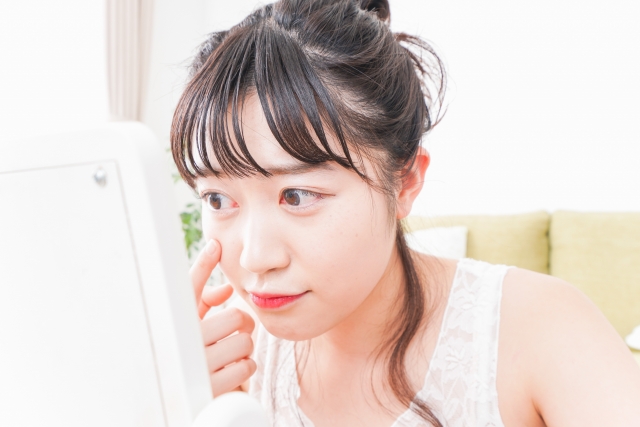 二重の線を深くする方法とは？マッサージが効果的？詳しく解説！