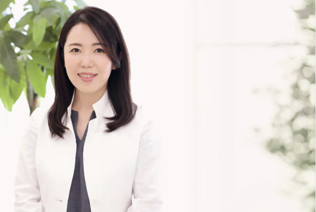 青山 浩子 医師｜京都六角あおやま 形成外科皮ふ科